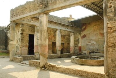 All Inclusive Pompeii, Vesuvius, wine tasting & light lunch - Pompeii’s two-hour private guide: what you actually see