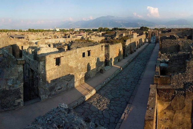 Amalfi Coast: Pompei & Vesuvius small group with Skip the line tickets - Vesuvius National Park: the short hike with the big payoff