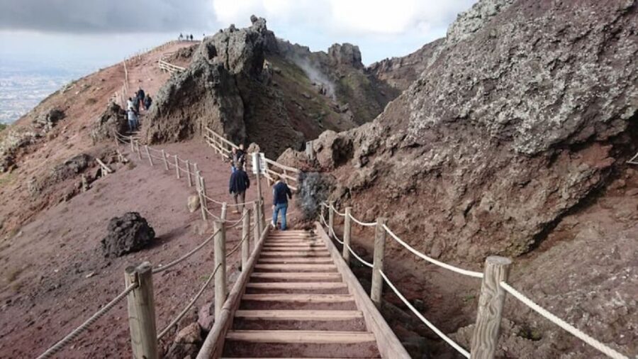 Day Trip to Pompeii & Vesuvius from Naples - Should you book this Pompeii & Vesuvius trip?