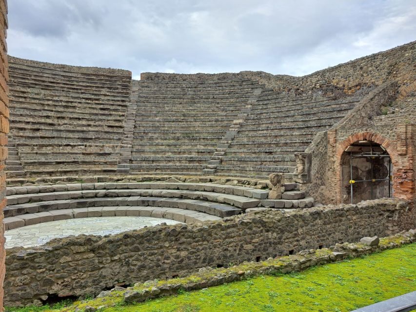 Day Trip to Pompeii & Vesuvius from Naples - Switching gears: the transfer from ruins to Vesuvius