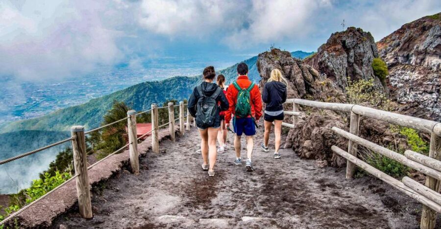 Discover Mt. Vesuvius: Private 3-Hour Tour from Pompeii - What to verify before you go