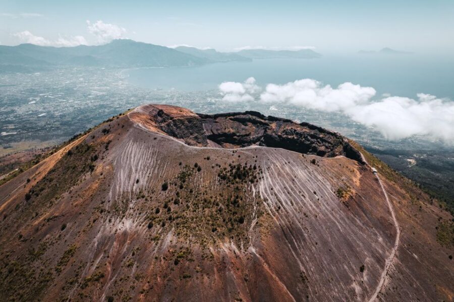 From Amalfi: Pompeii and Mount Vesuvius Private Day Trip - Vesuvius National Park: the meaning behind “silence since 1944”