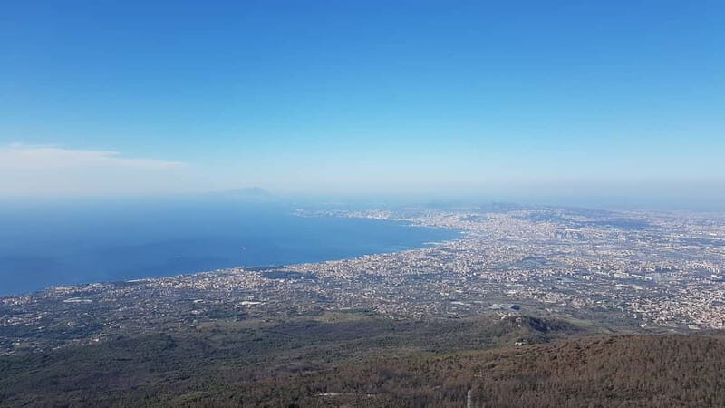 From Naples: Day Trip to Mount Vesuvius - Vesuvius in 4 hours: the real rhythm of the half-day