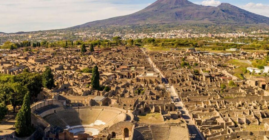 From Naples: Guided Pompei & Mount Vesuvius with Pizza Lunch - Pompeii’s streets: why the ruins hit so hard