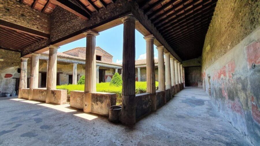 From Naples: Herculaneum, Mount Vesuvius & Pompeii Day Trip - Should you book this Naples trip?