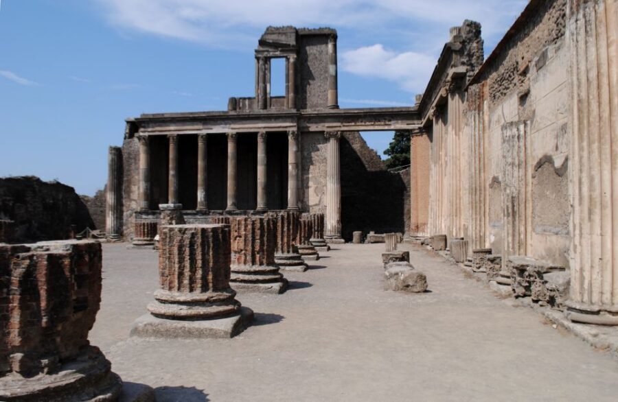 From Naples or Herculaneum: Half-Day Tour in Herculaneum - Should You Book This Herculaneum Half-Day Tour?