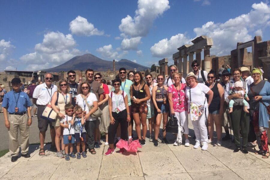 From Naples: Pompeii and Vesuvius Full-Day Tour with Lunch - Group size, comfort, and the long-day rhythm