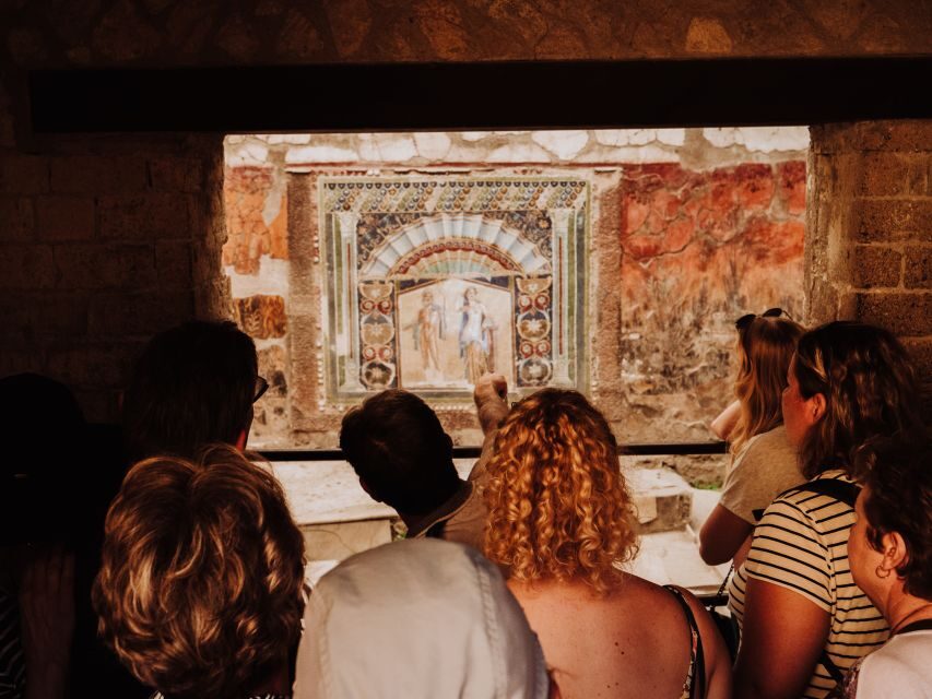 From Naples: Pompeii & Herculaneum with Archaeologist Guide - The short transfer and a Pompeii break that keeps your day realistic