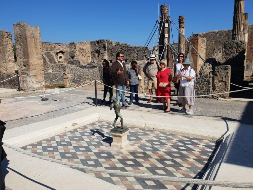 From Naples: Pompeii & Mount Vesuvius Full-Day Private Tour - Lunch break: plan for the missing half-hour