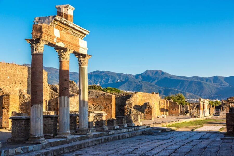 From Naples Port:Pompeii+Vesuvius tour - Best for: who this tour suits