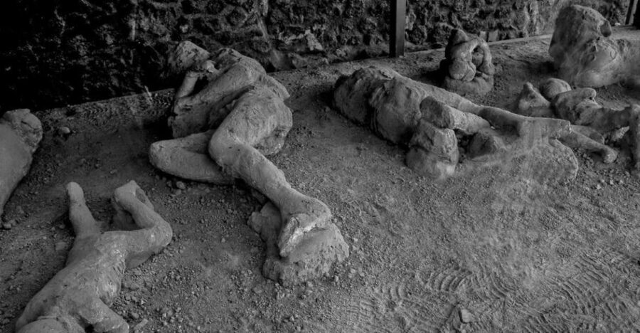 From Pompeii: Vesuvius excursion + Pompeii guided tour - Pompeii with Ima: how the guided 2 hours makes ruins make sense