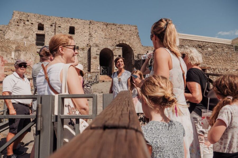 From Rome: Pompeii and Herculaneum by High-Speed Train - Rome to Naples: the high-speed train advantage
