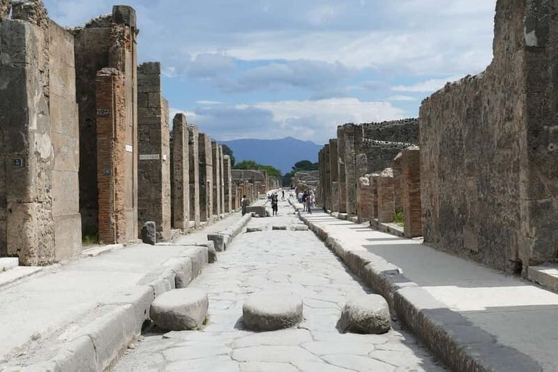 From Rome: Pompeii and Vesuvio Guided Day Trip with Lunch - Price and Value: Is $169.93 a Good Deal?