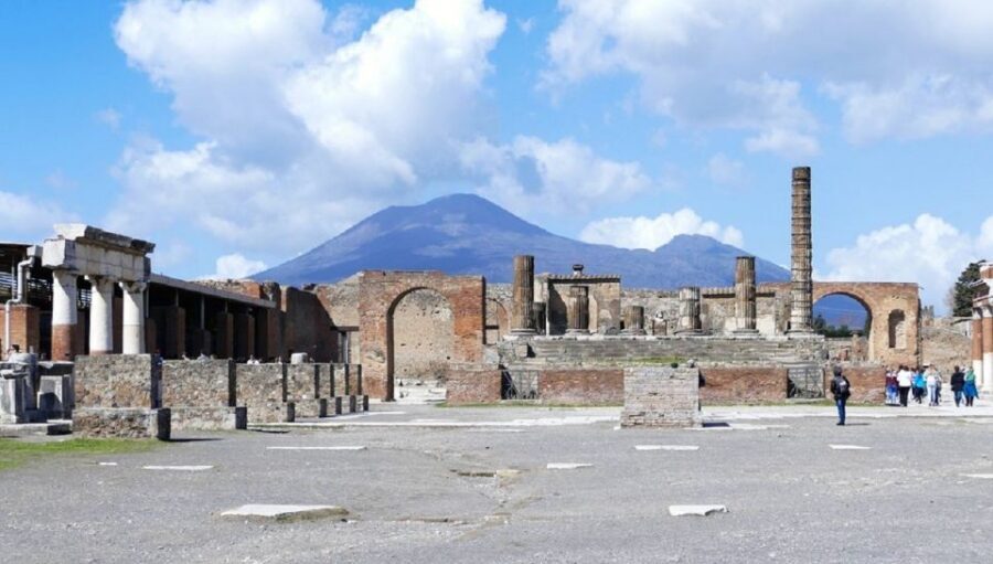 From Sorrento: Day Tour to Pompeii Ruins and Mount Vesuvius - Key things worth your attention