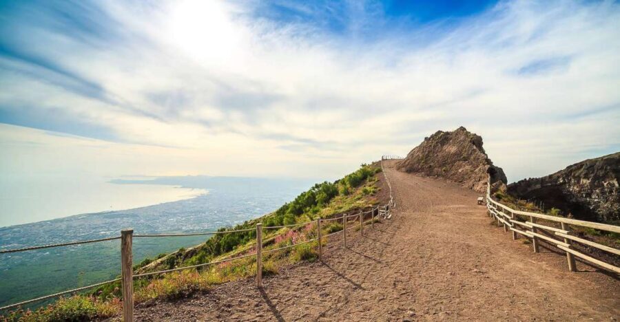 From Sorrento: Pompeii and Vesuvius Tour - Pompeii and Vesuvius from Sorrento: why this day trip works