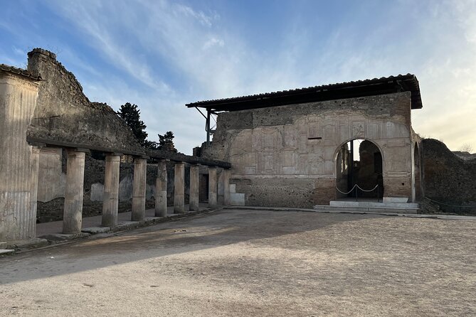 Full Day Private Tour to Pompeii, Herculaneum and Oplontis - Price and Value: What You’re Paying For (and What You’re Not)