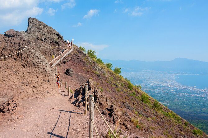 Full Day Tour to Pompeii, Vesuvius and Wine Tasting - Pompeii archaeological park with real “Roman day” context