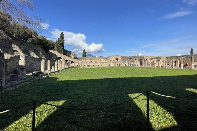 Guided Tour Pompeii And Vesuvius from Positano Skip the Line - Key highlights to look for