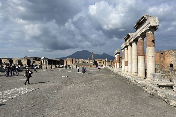 Guided Tour Pompeii And Vesuvius from Positano Skip the Line - Skip-the-line Pompeii: the western route you’ll actually understand