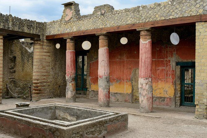 Half Day Morning Tour of Herculaneum from Sorrento - Herculaneum at opening time: why this half-day format feels smart