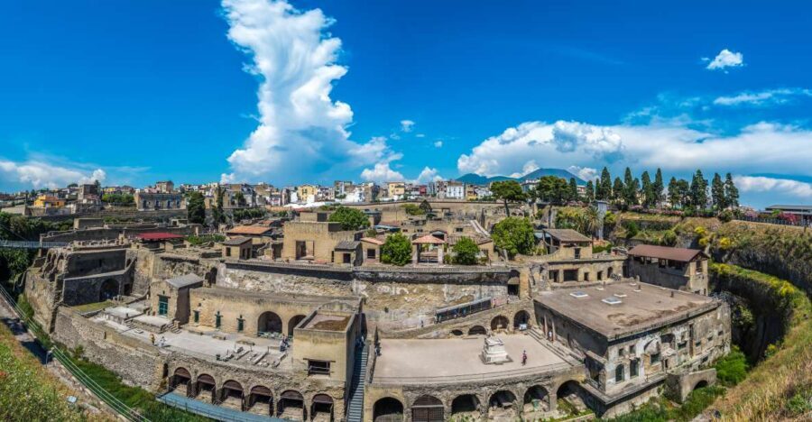 Herculaneum: 2-Hour Skip-the-Line Tour from Sorrento - The 2-Hour Guided Walk: What You’ll Actually See