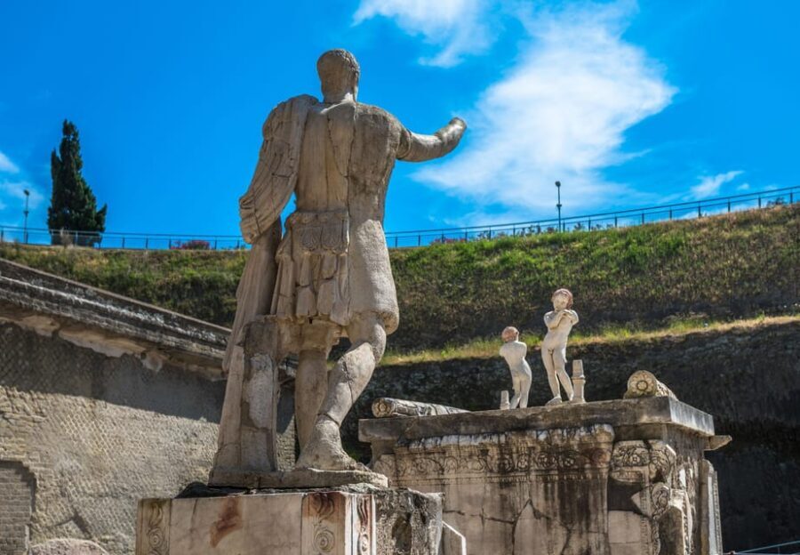 Herculaneum Guided Walking Tour with Entry Ticket - The 90 minutes inside: how the route teaches you the town