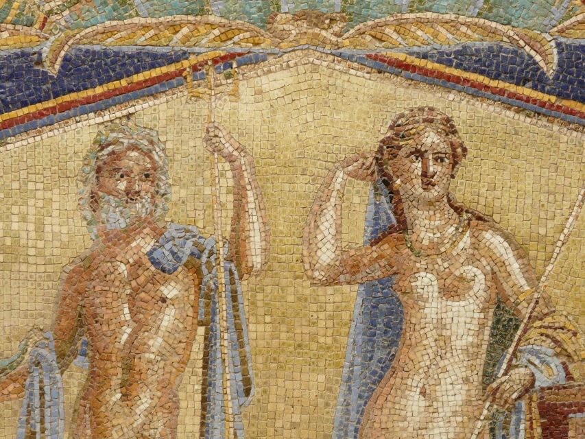 Herculaneum: Private Walking Tour with Archeologist Guide - House of the Black Saloon: See Art and Style Up Close