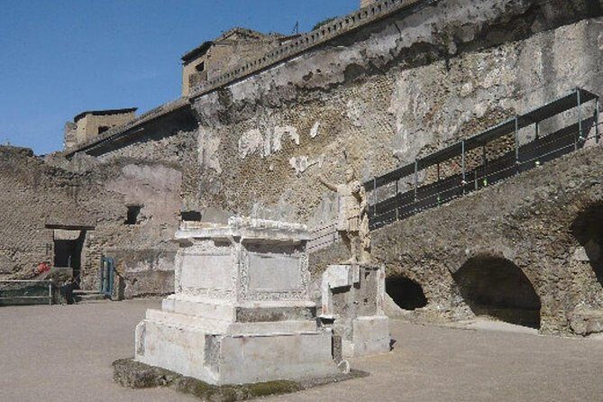 Herculaneum Ruins - Things to Watch: Ticket Timing and Expectations About Guides