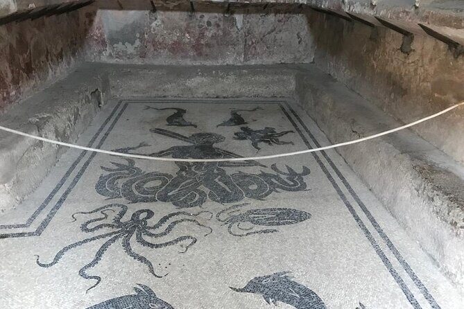 Herculaneum - Small Group Tour - How the guide changes everything (and why the group stays small)