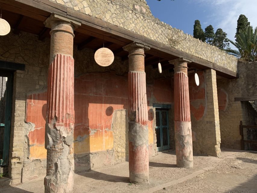 Herculaneum: Tickets & Tour with a Local Archaeologist - Casa dei Cervi: The Deer House and What “Home” Looked Like