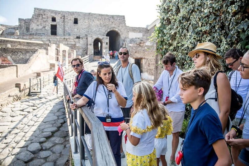 Naples or Sorrento: Full-Day Pompeii and Mount Vesuvius Tour - Free Time Near Pompeii: Shops, Cafes, and a Real Lunch Break