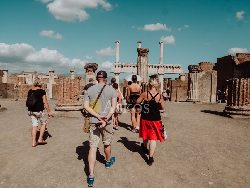 Naples: Pompeii and Mount Vesuvius Entry Tickets and Tour - Meeting at Porta Marina Superiore (And Why You Should Arrive Early)