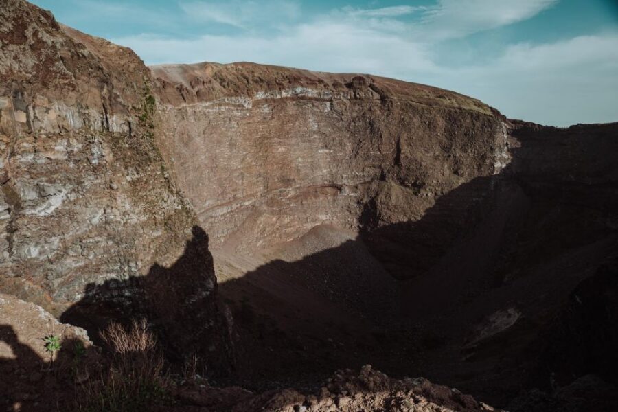 Naples: Pompeii and Mount Vesuvius Entry Tickets and Tour - The 30-Minute Bus Transfer: Your Time Buffer Between Pompeii and Vesuvius