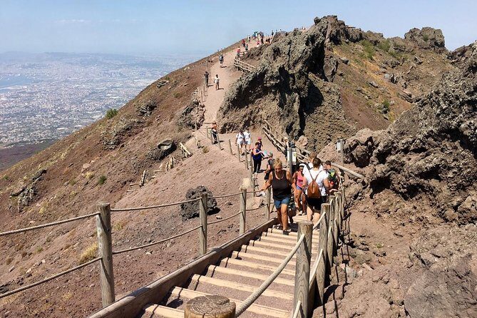 Naples: Pompeii & Mt Vesuvius All-Inclusive Small Group w/ Lunch - Lunch in the middle: the break that keeps the whole day from falling apart