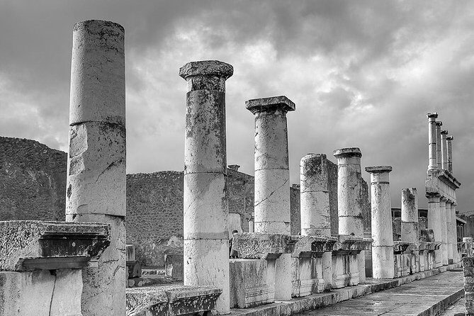 Pompeii and Herculaneum Day Tour - with Lunch from Naples - Key Points at a Glance