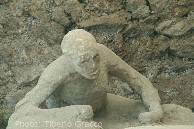 Pompeii and Herculaneum Day Tour - with Lunch from Naples - Lunch Break: The Included Reset That Makes the Afternoon Work