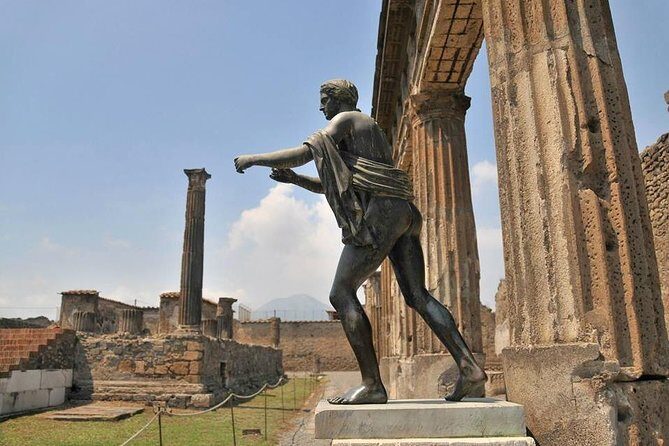 Pompeii and Herculaneum day trip - Timing, crowds, and how you can avoid the worst of Pompeii