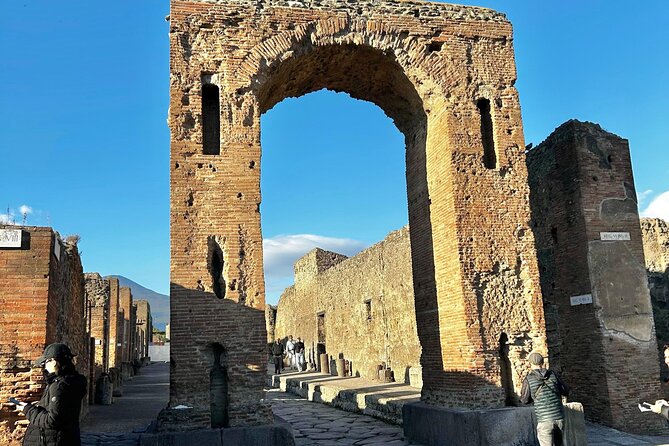 Pompeii and Herculaneum from Sorrento or Naples - Money check: the $188.90 tour price vs. the €35 in site tickets
