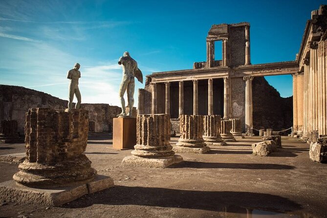 Pompeii and Herculaneum from Sorrento or Naples - Pompeii Archaeological Park: 3 hours to walk the city, not just stare