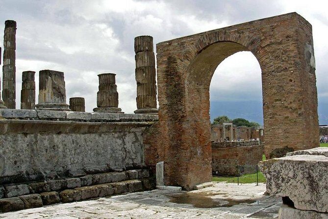 Pompeii and Herculaneum Private Tour - What You’ll Really Be Doing All Day (A Simple Walk-Through)