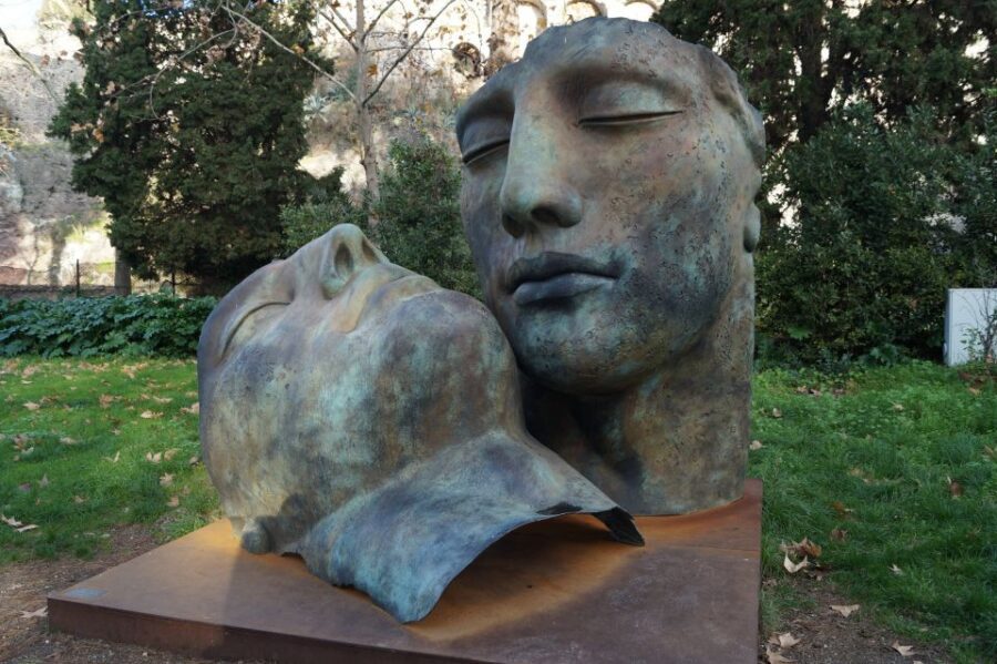 Pompeii and Herculaneum: Private Tour from Naples - The cameo workshop stop: a brief craft break that fits the day