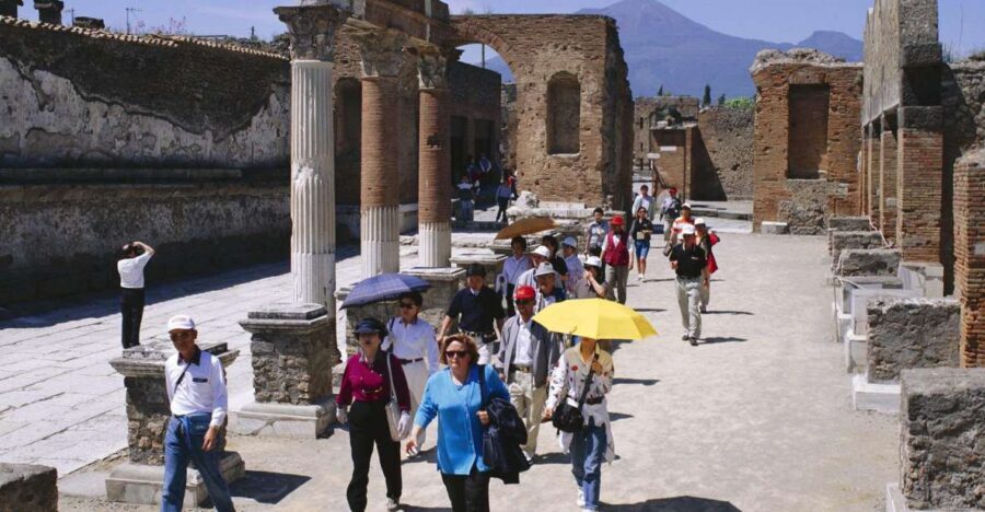 Pompeii and Herculaneum: Private Tour with Transportation - A private day trip that protects your time (and your legs)