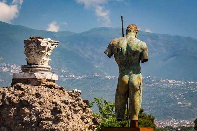 Pompeii and Herculaneum small group tour - skip the line - The Train Link to Herculaneum and That Lunch Break