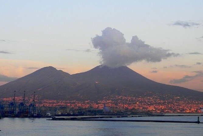 Pompeii and Mount Vesuvius Day Trip from Naples with Lunch - How Crowds, Group Size, and Audio Affect Your Experience