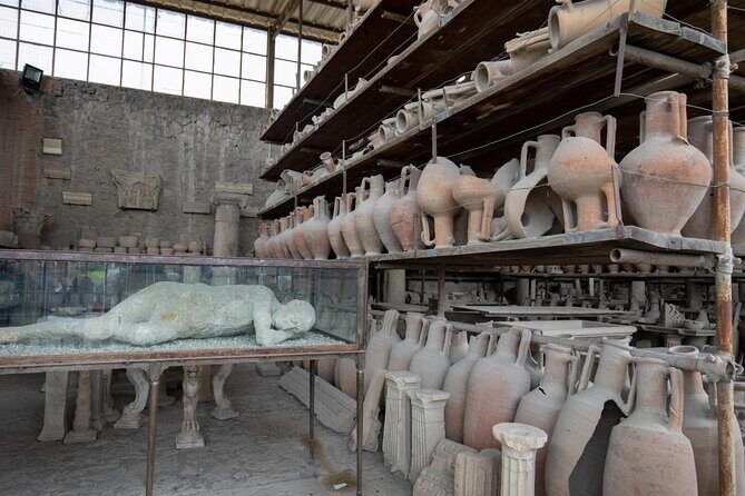 Pompeii and Mount Vesuvius Small Group Tour - Key highlights