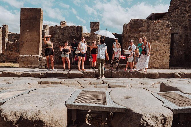 Pompeii and Mount Vesuvius Small Group Tour - Pompeii With an Archaeologist: The Two-Hour “Make It Click” Block