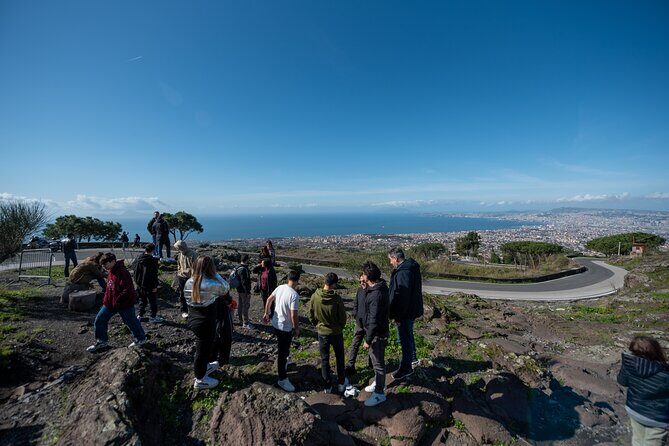 Pompeii and Vesuvius Small Group Tour from Sorrento with Pizza - Stopping at Contrada Osservatorio and lunch at Ristorante Kona