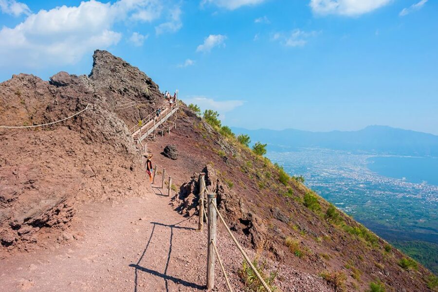 Pompeii: Day Tour of Pompeii and Vesuvius with Bus Transfer - Weather Reality: Rain for Pompeii, Vesuvius Changes When Conditions Turn