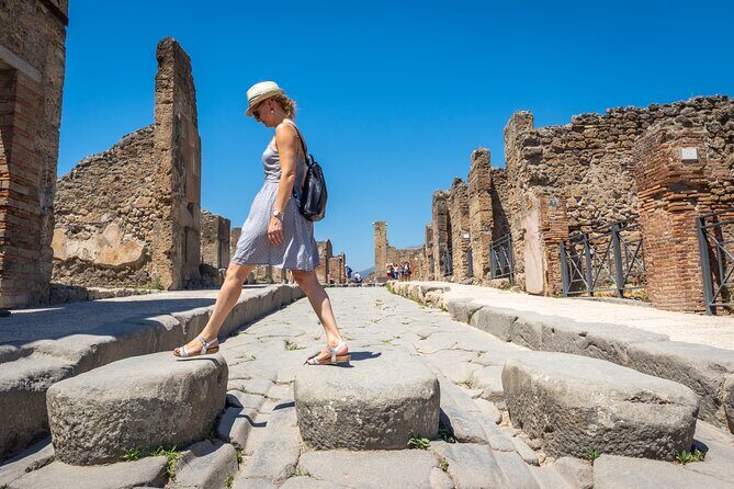 Pompeii & Herculaneum Private Tour: Fast-Track, Winery & Lunch - Key things to know before you go