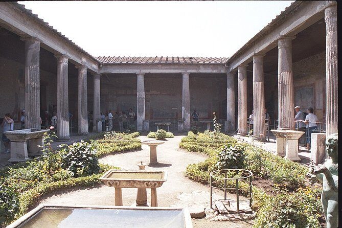Pompeii & Herculaneum Private Tour: Fast-Track, Winery & Lunch - Price and Logistics: What $493.71 Per Person Includes (and Why It Can Be Fair)